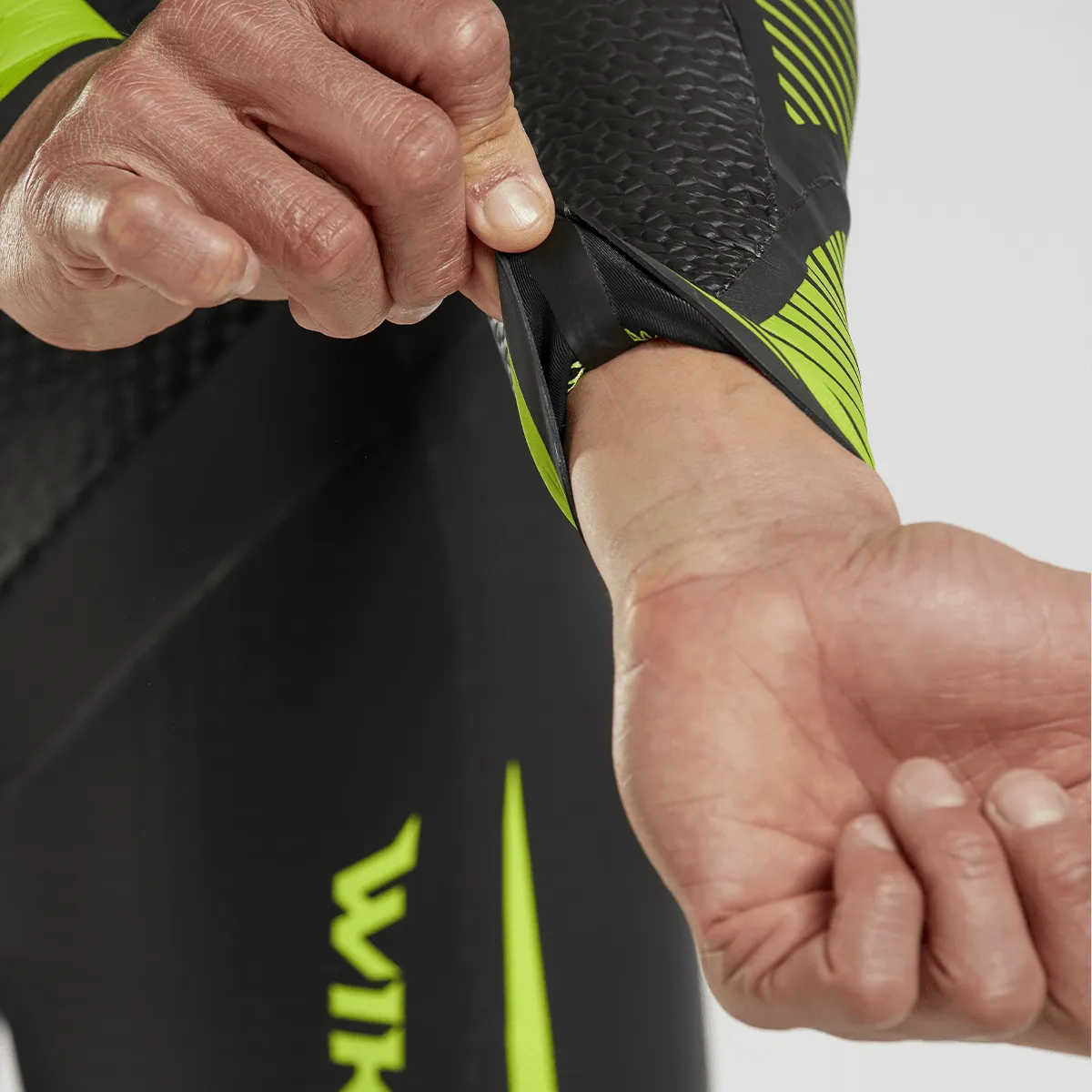 Men's Wikiwiki 2.0 Wetsuit - Yellow/Volt