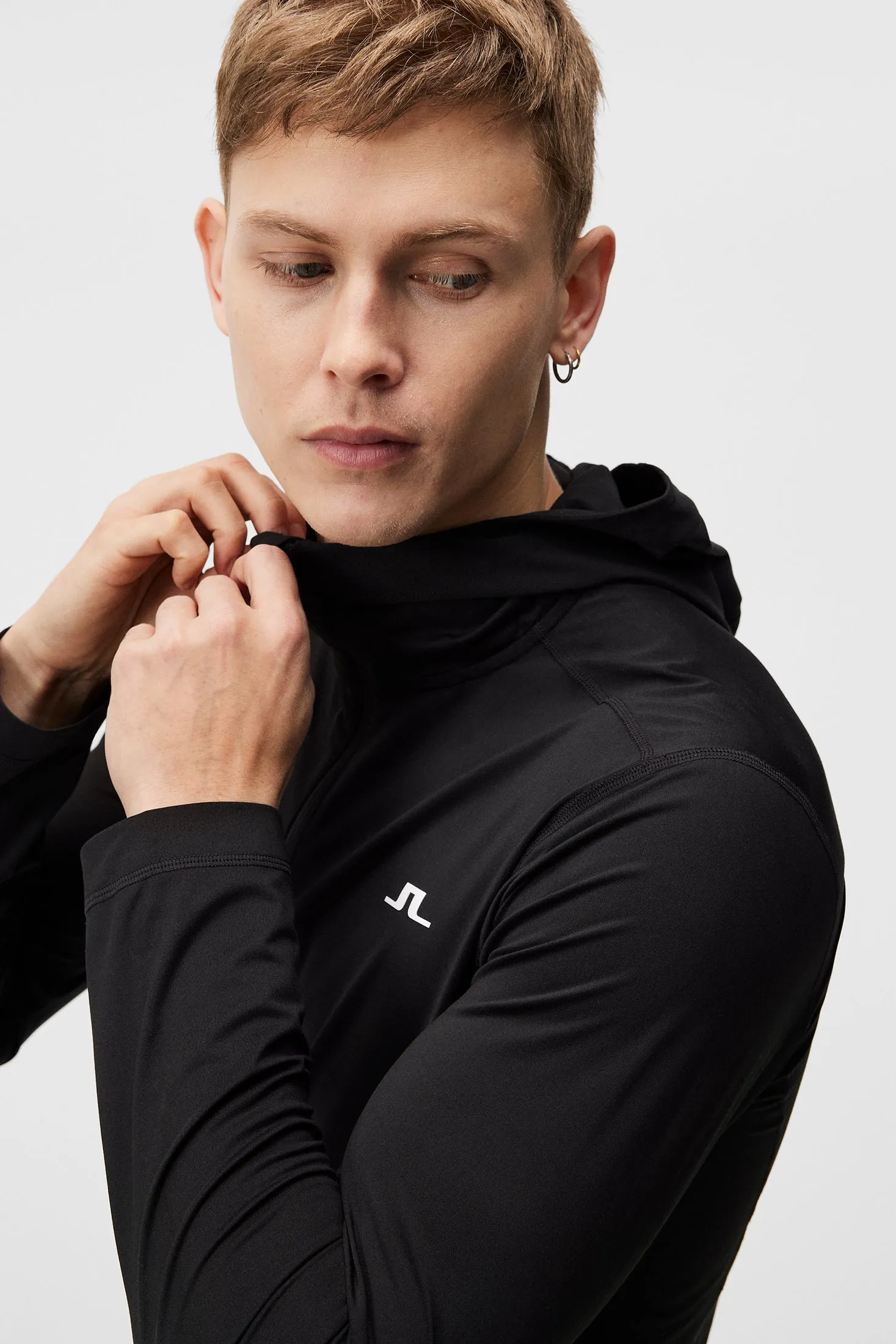 Stefan Hood / Black