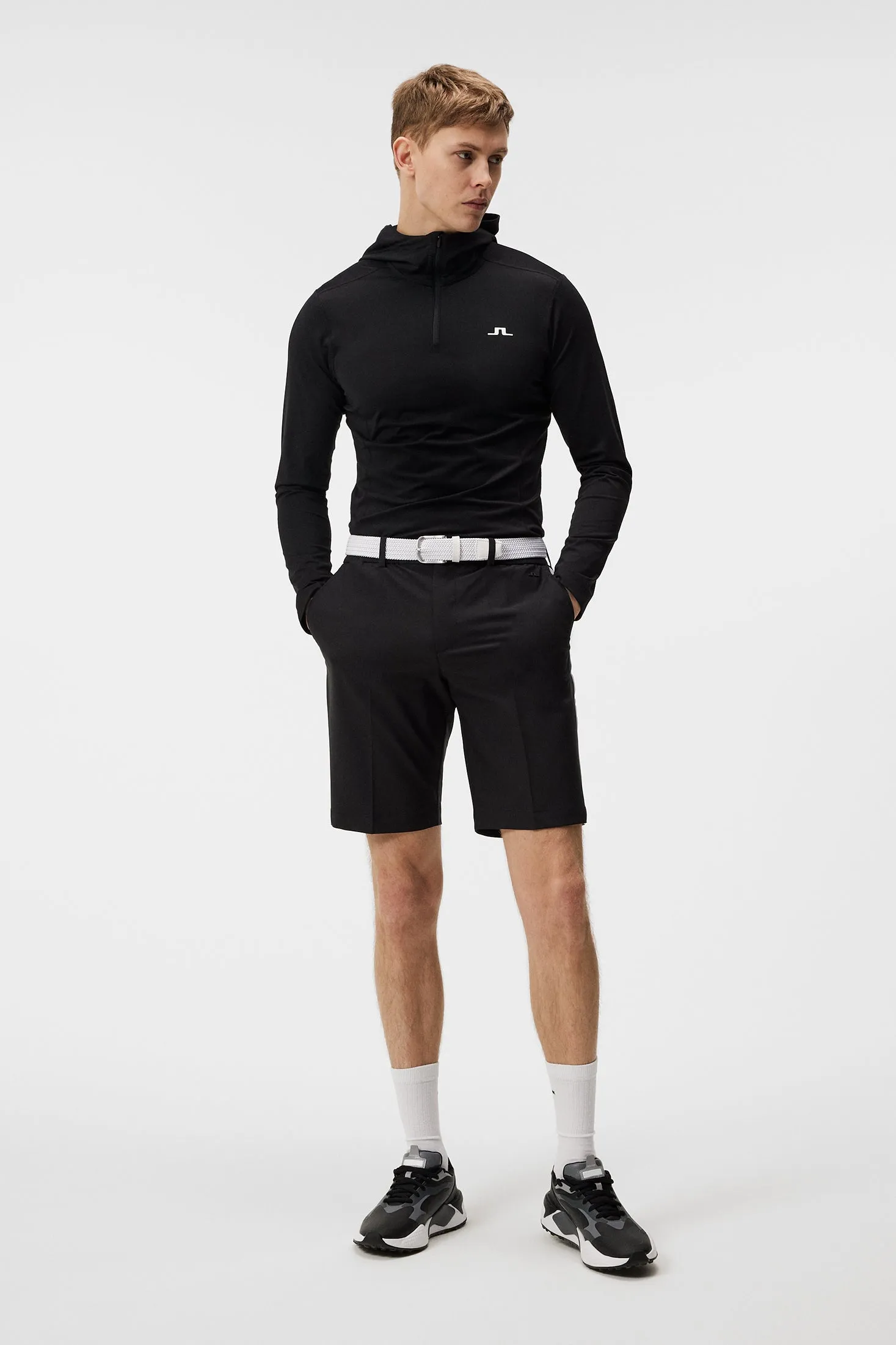 Stefan Hood / Black